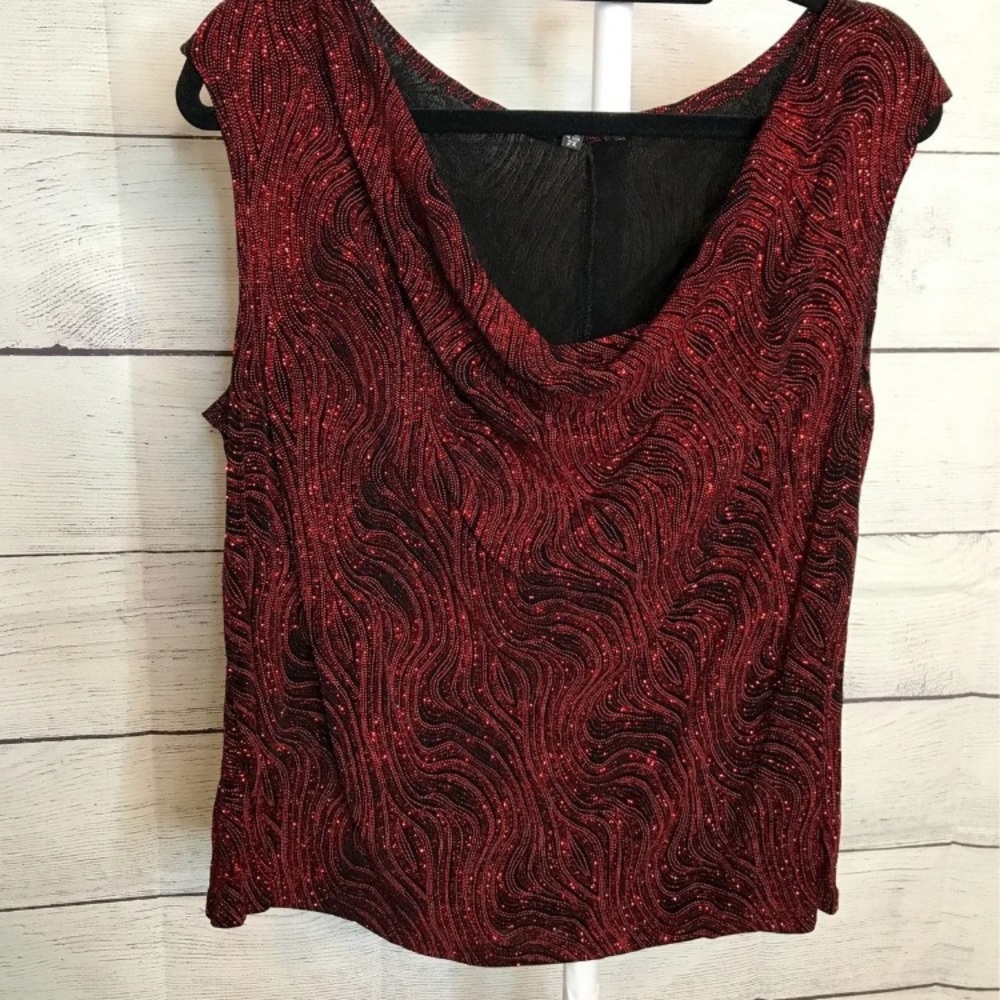 Red sparkle top